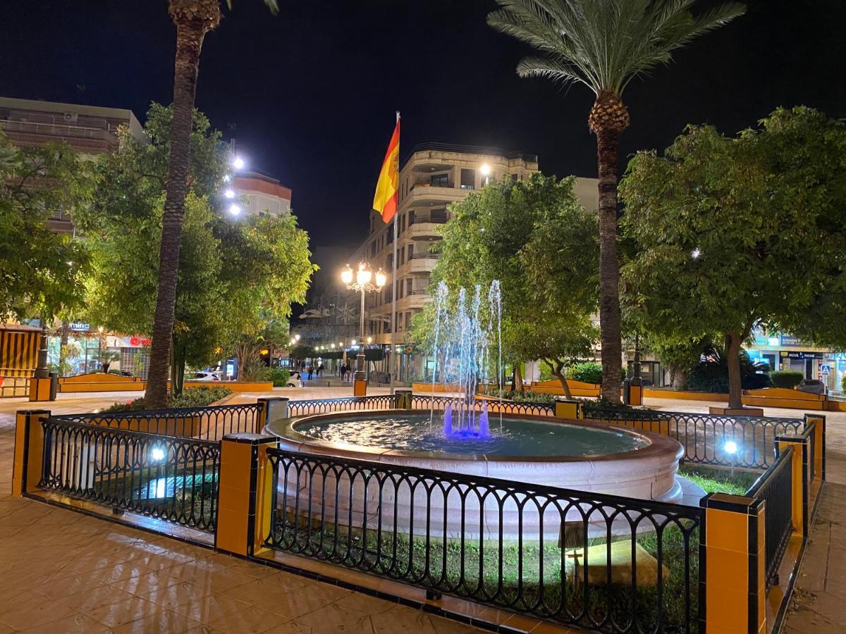 Amazing 2-Bedrooms Apartment With Pool Torrevieja Center Екстер'єр фото