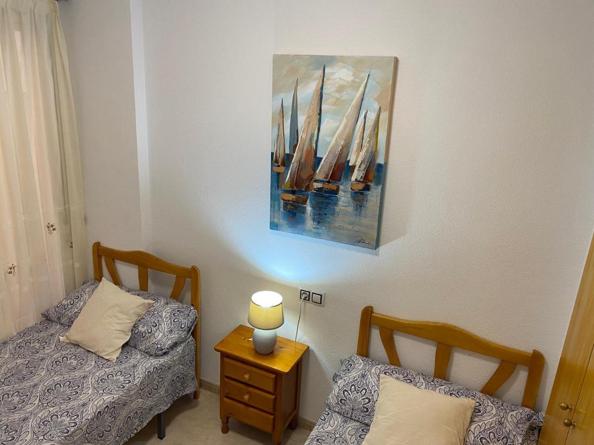 Amazing 2-Bedrooms Apartment With Pool Torrevieja Center Екстер'єр фото